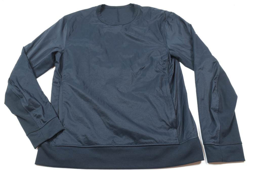 Lululemon All The Range Long Sleeve Mens Medium Navy Blue Pullover Windproof